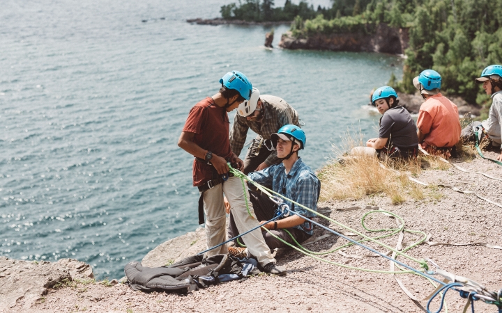 rock climbing camp for teens in minnesota